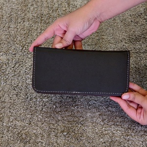 2026 Wholesale New Arrival Women's Floral Decorated <b>Wallet</b> Hand Tooled Leather Credit Card Holder <b>RFID</b> Blocking Genuine <b>Wallet</b> - Product Image 2