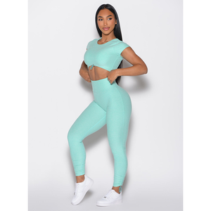 Conjunto de yoga para mujer, leggings de cintura alta, sujetador deportivo, ropa de gimnasio, transpirable, elástica, ropa deportiva activa - Product Image 1