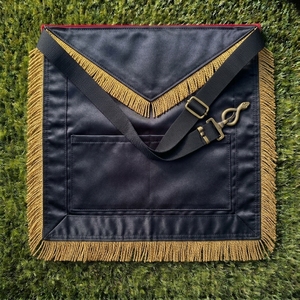 Tablier de Franc-Maçon de Luxe en Velours Rouge avec Compas Carré Brodé Or en Cuir, Bordure à Franges G, Classique, à Coudre, 3D Personnalisable - Product Image 4