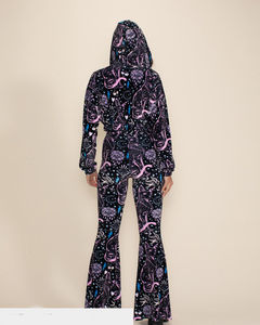 Ensemble de survêtement pour femmes au design élégant, 2 pièces, pantalon évasé, sur mesure, vente en gros, velours, velours côtelé - Product Image 2