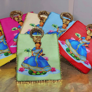 ของชำร่วยงานแต่งงานระดับพรีเมียมสำหรับผู้หญิง ของที่ระลึกงานฮัลดี เมเฮนดี ของขวัญสำหรับเจ้าสาวและเจ้าบ่าว ถุงของขวัญ กระเป๋าใส่ของ ของชำร่วยงานอินเดีย ซันเกต เมเฮนดี นิกะห์ - Product Image 4