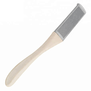 Removedor de Callosidades y Durezas de Alta Calidad con Mango de Plástico, Lima para Pies para Pedicura - Product Image 4