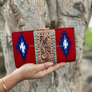 Nueva manta de sillín azteca, embrague de cuero, carteras plegables con estilo occidental para mujer, carteras tejidas a mano, venta caliente, embragues tallados - Product Image 4