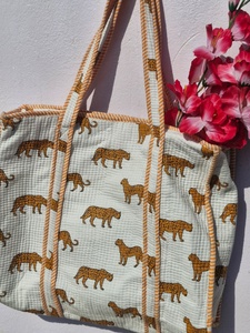 Small Vintage Lightweight Handmade Quilted Cotton Tote <b>Bag</b> Mini Shoulder <b>Bag</b> Reusable Shopping Travel <b>Lunch</b> Everyday Carry - Product Image 2