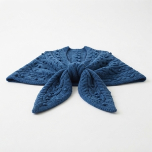 Manta de punto suave y cálida para invierno, chal tipo poncho de punto trenzado pesado para mujer, proveedor mayorista de fábrica - Product Image 6