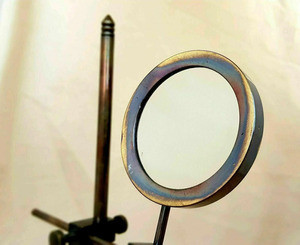 Loupe en laiton vintage faite à la main avec support réglable, décoration de bureau nautique antique - Product Image 3