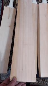 SMART SHINE ENTERPRISES Bate de Críquet Profesional de Madera de Sauce Inglés Premium para Partidos, Equilibrio Superior, Agarre Cómodo, Potente - Product Image 3