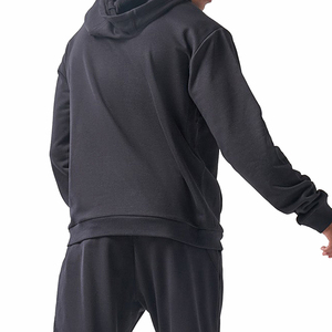 Sweat-shirts à capuche personnalisés pour hommes, en coton molletonné de qualité supérieure, pour les marques de mode et les détaillants de vêtements - Product Image 2