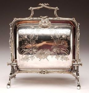 Silver Plated Clamshell Folding Bun Warmer Biscuit <b>Box</b> Muffin Server Ornate Engraved Home Decor Collectible <b>Gift</b> - Product Image 4