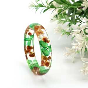 กำไลเรซิ่นทรงแปลกตา แฟชั่นทันสมัย ขายดีที่สุด ของขวัญเครื่องประดับส่วนตัวสำหรับผู้หญิง - Product Image 3