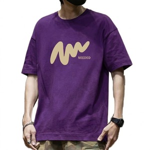 เสื้อยืดผู้ชายผ้าฝ้าย 100% แขนสั้น สไตล์วินเทจ ลำลอง แฟชั่นสตรีท สไตล์กราฟิก พิมพ์ลาย เสื้อผ้าสำเร็จรูปจากโรงงาน - Product Image 1