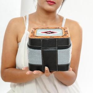 Boîte à bijoux en cuir de vachette de style occidental fait à la main mignon stockage de voyage à la mode doux outillé pour l'hiver automne cheveux outils mode - Product Image 4