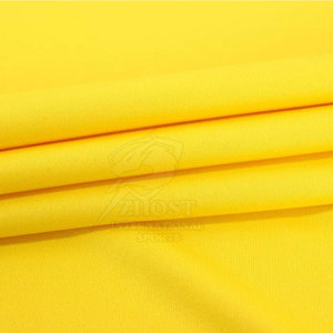 Uniforme de football de haute qualité avec tissu en maille respirant conçu pour un confort maximal et des performances améliorées - Product Image 4