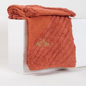 Nuevas colecciones de manta de tiro de algodón tejido a mano con bloque de mano para sofá tejido de algodón de invierno - Product Image 5