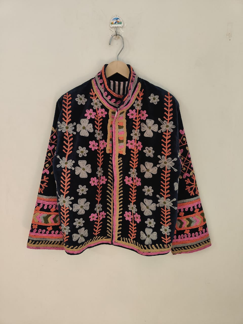 Comme le montre l'image