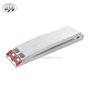 Rampa de Carga Plegable de Aluminio Reforzada para ATV con Capacidad de 340 kg y Tamaño Extendido de 216x28 cm para Camioneta - Product Image 2