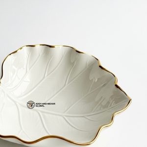 ชามเซรามิกสีขาวขอบทองรูปใบไม้ สำหรับใส่เครื่องประดับ ขนม ของตกแต่งบ้าน ภาชนะบนโต๊ะอาหาร และของประดับงานแต่งงาน - Product Image 2