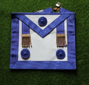 Delantal de Maestro Masón de la Logia Azul/Delantera de Antiguo Maestro Masón con encaje bordado y cadena dorada/plateada para coser, con insignia - Product Image 1