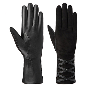 Gants de cérémonie haut de gamme conçus pour un look sophistiqué, texture lisse et port confortable pour les occasions et événements spéciaux - Product Image 1
