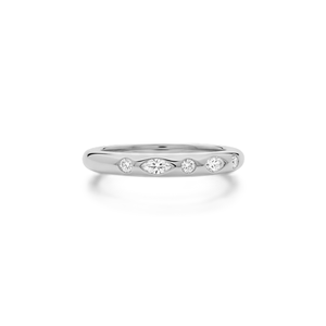 Bague de mariage minimaliste en diamant de laboratoire taille marquise et ronde, sertie clos, en or massif 14K 18K, magnifique et délicate - Product Image 1