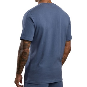 Camiseta de Hombre de Color Sólido, Ropa Deportiva Personalizada, Corte Regular, Tejido Cómodo, Ropa Deportiva Activa para Gimnasio, 100% Algodón Jersey - Product Image 2