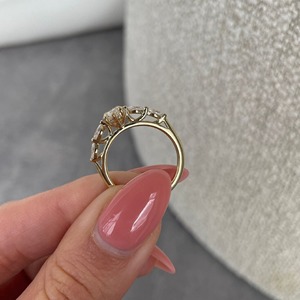 Bague à cinq pierres en moissanite marquise 1,90 TC, or jaune massif 14 carats, alliance de mariage, cadeau d'anniversaire pour elle, bijoux fins - Product Image 6