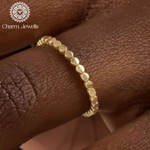 แหวนหมั้นทรงกลมประดับมอสซาไนต์เงินแท้จาก Charm Jewells ดีไซน์คลาสสิกสำหรับผู้หญิง รับรองโดย IGI เหมาะสำหรับใส่ทุกวัน - Product Image 6