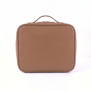 Sac de voyage cosmétique tendance Rootsmen en PVC gaufré avec fermeture éclair, résistant à l'eau, suspendable, grande capacité H19xL25xP12cm - Product Image 5