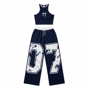 ชุดเซ็ตสตรีทแวร์ผู้หญิงสองชิ้น เสื้อครอปท็อปและกางเกงจ็อกเกอร์ พิมพ์ลายกราฟิกตามสั่ง ชุดวอร์มแฟชั่นขายส่ง ชุดคอร์ดเซ็ต - Product Image 4