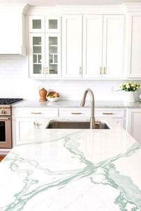 Calacatta Victoria Green – Elegante Diseño de Mármol con Vetas Finas - Product Image 1