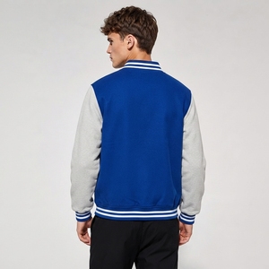Veste de style universitaire élégante, conçue avec des matériaux de qualité supérieure, offrant un confort et une chaleur exceptionnels, et un look athlétique classique. - Product Image 2