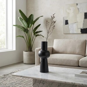 Vase de table moderne Aura Drift noir, design industriel fait main, décoration minimaliste, 10x8x3 pouces - Product Image 5