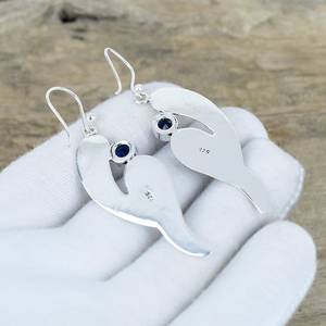 ต่างหูห้อยประดับพลอยไพลินสีน้ำเงิน เงินแท้ 925 ทำมือ สไตล์โบราณ หรูหรา เหมาะสำหรับเป็นของขวัญวันแม่ที่ได้รับการรับรอง - Product Image 4