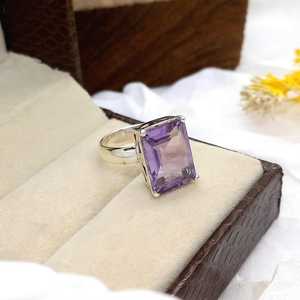 Bague artisanale en améthyste, argent sterling 925, pierre de naissance de février, bijou naturel, cadeau pour femme - Product Image 1