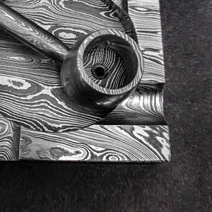 Cenicero de Metal con Patrón Damasco Premium, Cenicero Duradero Hecho a Mano para Cigarrillos y Cigarros, para Uso en el Hogar y la Oficina - Product Image 5