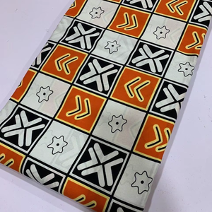 Tissu en coton 100% imprimé africain et Ankara sur mesure pour vêtements élégants et production artisanale - Product Image 1