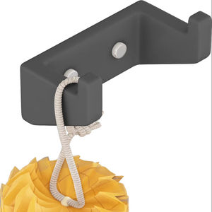 ชุดตะขอแขวนเสื้อคลุมอาบน้ำแบบติดผนัง ทันสมัย แขวนผ้าเช็ดตัวได้ ทนทานต่อการเกิดสนิม ทำจากโลหะ สำหรับแขวนเสื้อผ้าและอุปกรณ์เสริม สีดำด้าน - Product Image 1