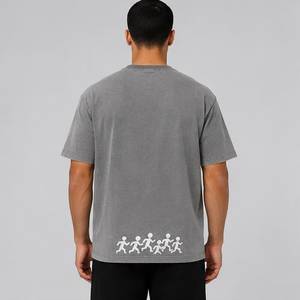 เสื้อยืดแขนสั้นสีเทาสำหรับผู้ชาย คอกลม ทรงปกติ ผ้าเจอร์ซีย์คอตตอนลำลอง พิมพ์ลายโลโก้ด้านหน้า พร้อมลายตัวอักษร ดีไซน์แบบฟอกสี - Product Image 3