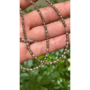 Cuentas de Diamante Facetadas de 4mm, Color Champán, Calidad AAA+, Corte Natural, Tira de 15 Pulgadas, Línea de Diamantes Cálidos de Alta Calidad para la Elaboración de Joyería Fina - Product Image 3