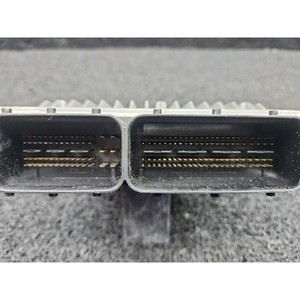 ECU และโมดูลคอมพิวเตอร์มือสองสำหรับรถยนต์ M-class รุ่น 6421509977 - Product Image 4
