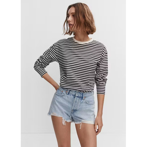 Shorts en jean taille haute pour femme, bleu clair uni, déchirés et usés, cinq poches, coupe droite, fermeture boutonnée - Product Image 3