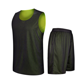 Prix raisonnable, lavable, uniforme de basket-ball n°1 au monde, impression personnalisée, meilleure qualité, 100% polyester, sans manches, col en V, personnalisé - Product Image 6