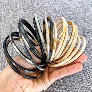 Brazalete de Madera Pulida Natural con Cristales, Hecho a Mano, con Diseño Animal, Minimalista, Elegante, Regalo de Cocina, Reutilizable y Duradero - Product Image 5