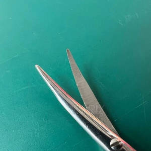 Ciseaux à tenotomie Stevens courbés professionnels de qualité légère avec logo, 4 1/2 pouces - Product Image 2