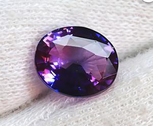 Pierre précieuse synthétique en saphir bi-colore ovale facetté 16x12mm - Pierre en corindon saphir bi-colore - Pierre authentique pour bijoux fins - Product Image 4