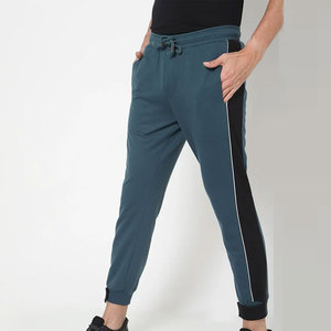 กางเกงวอร์มผู้ชายระบายอากาศ แห้งเร็ว รุ่นใหม่ กางเกงจ็อกเกอร์ผู้ชาย ราคาดีที่สุดในหมวดกางเกงวอร์มผู้ชาย - Product Image 1