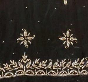 Traje de Fiesta Premium Moderno de Diseño Indio, Sin Coser, Bordado a Mano, Estilo Tradicional - Product Image 2