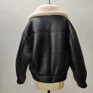 Veste en cuir d'agneau véritable unisexe sur mesure avec fourrure de renard, daim et doublure Sherpa, ceinture amovible, respirante - Product Image 6