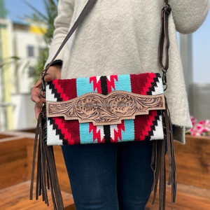 Western Stylish Real Tooled Aztec Leather Multi Color Fringe Sling Bag Venta caliente Nueva llegada Tooled Saddle Blanket Handbag - Product Image 3