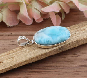 Collar de Joyería Fina Vintage Hecho a Mano con Dijes de Circonita Natural, Plata de Ley 925 Chapada en Platino - Product Image 2